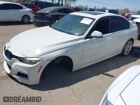 ✅ 2015 BMW 3 Series 328i xDrive • VIN: WBA3B3C56FF547180 • Лот: 42325377. Опубликован ранее на IAAI с пробегом 98 423 миль. Бесплатный доступ к архиву аукционных продаж из США и подробный отчёт об истории автомобиля на DreamBid. Изображение 2.