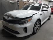 ✅ 2016 Kia Optima SXL Turbo • VIN: 5XXGV4L29GG075339 • Лот: 42420459. Опубликован ранее на IAAI с пробегом 122 294 миль. Бесплатный доступ к архиву аукционных продаж из США и подробный отчёт об истории автомобиля на DreamBid. Изображение 2.