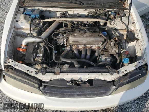 ✅ 1996 Honda Accord DX • VIN: 1HGCD5524TA077219 • Лот: 81570715. Опубликован ранее на Copart с пробегом 189 942 миль. Бесплатный доступ к архиву аукционных продаж из США и подробный отчёт об истории автомобиля на DreamBid. Изображение 11.