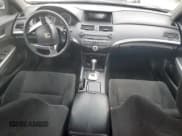 ✅ 2009 Honda Accord EX • VIN: 1HGCP26719A148224 • Лот: 90780825. Опубликован ранее на Copart с пробегом Не указан. Бесплатный доступ к архиву аукционных продаж из США и подробный отчёт об истории автомобиля на DreamBid. Изображение 8.