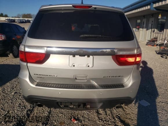 ✅ 2011 Dodge Durango Citadel • VIN: 1D4SE5GT7BC638385 • Лот: 76947344. Опубликован ранее на Copart с пробегом 159 164 миль. Бесплатный доступ к архиву аукционных продаж из США и подробный отчёт об истории автомобиля на DreamBid. Изображение 6.