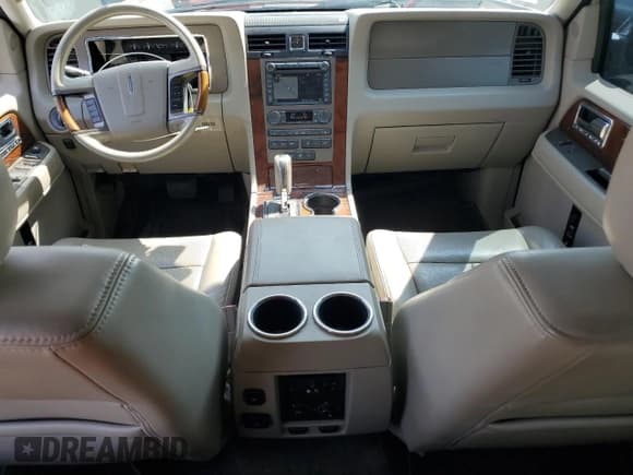 ✅ 2012 Lincoln Navigator • VIN: 5LMJJ2J54CEL01393 • Lot: 68107295. Listed on Copart with 103,350 mi. Free auction sales archive from the USA and detailed vehicle history report at DreamBid. Image 8.