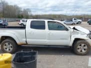 ✅ 2011 Toyota Tacoma • VIN: 3TMMU4FN1BM027692 • Лот: 41932621. Опубликован ранее на IAAI с пробегом 222 715 миль. Бесплатный доступ к архиву аукционных продаж из США и подробный отчёт об истории автомобиля на DreamBid. Изображение 13.