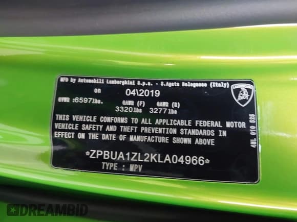 ✅ 2019 Lamborghini Urus • VIN: ZPBUA1ZL2KLA04966 • Lot: 43911141. Listed on IAAI with 26,775 mi. Free auction sales archive from the USA and detailed vehicle history report at DreamBid. Image 9.