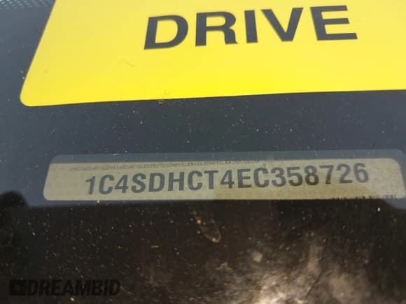 ✅ 2014 Dodge Durango R/T • VIN: 1C4SDHCT4EC358726 • Лот: 43467385. Опубликован ранее на IAAI с пробегом 150 367 миль. Бесплатный доступ к архиву аукционных продаж из США и подробный отчёт об истории автомобиля на DreamBid. Изображение 17.