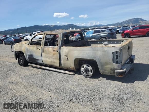 ✅ 2017 Chevrolet Silverado 2500HD LT • VIN: 1GC1KVEG7HF103684 • Лот: 66466785. Опубликован ранее на Copart с пробегом Не указан. Бесплатный доступ к архиву аукционных продаж из США и подробный отчёт об истории автомобиля на DreamBid. Изображение 2.