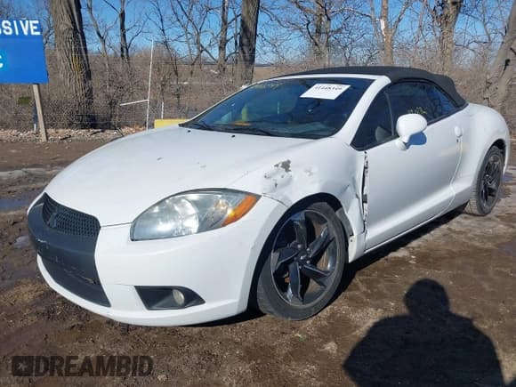 ✅ 2012 Mitsubishi Eclipse GS Sport • VIN: 4A37L2EF9CE002834 • Lot: 41448349. Wystawiony na IAAI z przebiegiem 182 023 mil. Bezpłatny archiwum sprzedaży aukcyjnych z USA i szczegółowy raport historii pojazdu na DreamBid. Zdjęcie 6.