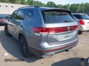 ✅ 2025 Volkswagen Atlas SE • VIN: 1V2KR2CA1SC526135 • Лот: 42706139. Опубликован ранее на IAAI с пробегом 2 706 миль. Бесплатный доступ к архиву аукционных продаж из США и подробный отчёт об истории автомобиля на DreamBid. Изображение 3.