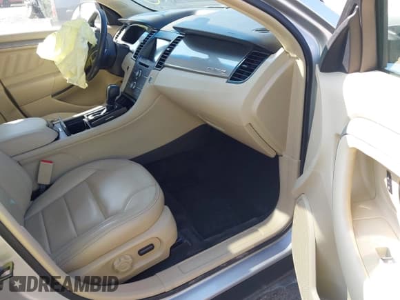 ✅ 2016 Ford Taurus SEL • VIN: 1FAHP2H89GG122786 • Lot: 42259021. Listed on IAAI with 43,154 mi. Free auction sales archive from the USA and detailed vehicle history report at DreamBid. Image 5.