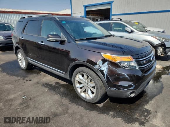 ✅ 2014 Ford Explorer Limited • VIN: 1FM5K7F9XEGA11712 • Lot: 64898545. Wystawiony na Copart z przebiegiem Nie podano. Bezpłatny archiwum sprzedaży aukcyjnych z USA i szczegółowy raport historii pojazdu na DreamBid. Zdjęcie 4.