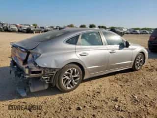 2021 Hyundai Sonata SEL с VIN KMHL64JA4MA159464, выставлен на аукционе Copart как лот 85913955 с пробегом 56 286 миль миль и Списание • Salvage title. История ставок и продаж доступна на DreamBid. Изображение 3.