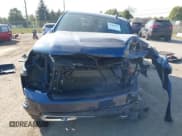 ✅ 2019 Chevrolet Silverado 1500 High Country • VIN: 1GCUYHED3KZ155662 • Lot: 43367675. Wystawiony na IAAI z przebiegiem 46 286 mil. Bezpłatny archiwum sprzedaży aukcyjnych z USA i szczegółowy raport historii pojazdu na DreamBid. Zdjęcie 12.