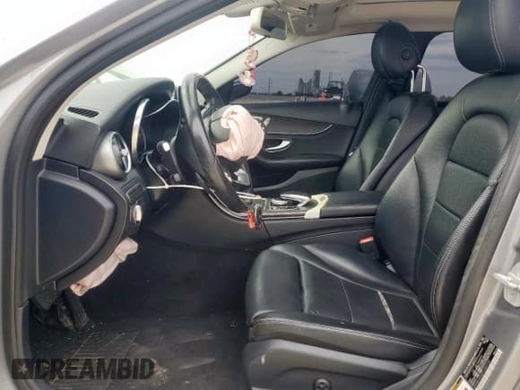 ✅ 2015 Mercedes-Benz C 300 • VIN: 55SWF4KB4FU080720 • Lot: 84339975. Listed on Copart with 145,806 mi. Free auction sales archive from the USA and detailed vehicle history report at DreamBid. Image 7.
