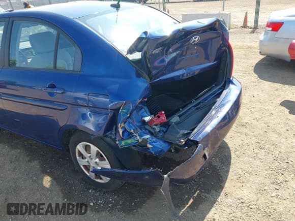 ✅ 2011 Hyundai Accent GLS • VIN: KMHCN4AC6BU612760 • Лот: 42954008. Опубликован ранее на IAAI с пробегом 124 774 миль. Бесплатный доступ к архиву аукционных продаж из США и подробный отчёт об истории автомобиля на DreamBid. Изображение 18.