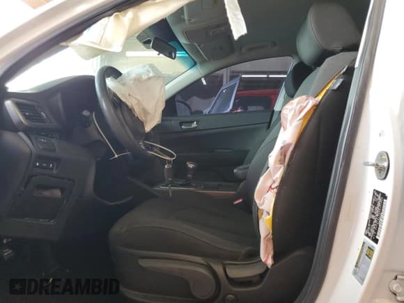 ✅ 2017 Kia Optima LX • VIN: 5XXGT4L3XHG161825 • Лот: 85521085. Опубликован ранее на Copart с пробегом 204 366 миль. Бесплатный доступ к архиву аукционных продаж из США и подробный отчёт об истории автомобиля на DreamBid. Изображение 7.