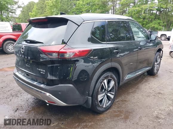 ✅ 2023 Nissan Rogue Platinum • VIN: JN8BT3DDXPW301921 • Lot: 42325241. Wystawiony na IAAI z przebiegiem 51 280 mil. Bezpłatny archiwum sprzedaży aukcyjnych z USA i szczegółowy raport historii pojazdu na DreamBid. Zdjęcie 4.