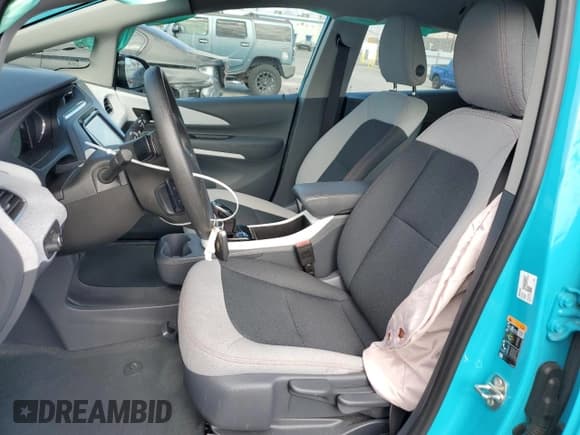 ✅ 2020 Chevrolet Bolt EV LT • VIN: 1G1FW6S02L4106335 • Lot: 81994415. Wystawiony na Copart z przebiegiem 37 612 mil. Bezpłatny archiwum sprzedaży aukcyjnych z USA i szczegółowy raport historii pojazdu na DreamBid. Zdjęcie 7.