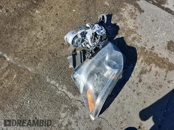 ✅ 2017 Lexus GX 460 Premium • VIN: JTJBM7FX7H5156008 • Lot: 87394295. Wystawiony na Copart z przebiegiem 180 265 mil. Bezpłatny archiwum sprzedaży aukcyjnych z USA i szczegółowy raport historii pojazdu na DreamBid. Zdjęcie 13.