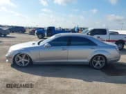 ✅ 2009 Mercedes-Benz S 550 • VIN: WDDNG71X89A246703 • Lot: 42965920. Wystawiony na IAAI z przebiegiem 142 058 mil. Bezpłatny archiwum sprzedaży aukcyjnych z USA i szczegółowy raport historii pojazdu na DreamBid. Zdjęcie 14.