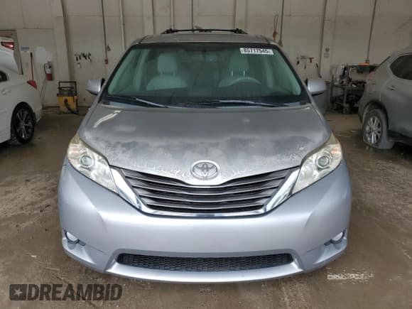 ✅ 2013 Toyota Sienna Limited • VIN: 5TDYK3DCXDS402646 • Lot: 85717545. Listed on Copart with 108,749 mi. Free auction sales archive from the USA and detailed vehicle history report at DreamBid. Image 5.