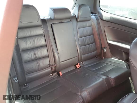 ✅ 2008 Volkswagen R32 • VIN: WVWKC71K18W151270 • Lot: 55436635. Wystawiony na Copart z przebiegiem 122 910 mil. Bezpłatny archiwum sprzedaży aukcyjnych z USA i szczegółowy raport historii pojazdu na DreamBid. Zdjęcie 10.