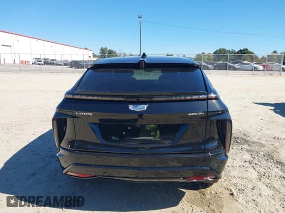 ✅ 2024 Cadillac LYRIQ Sport • VIN: 1GYKPWRL8RZ141258 • Lot: 43471798. Listed on IAAI with 21,010 mi. Free auction sales archive from the USA and detailed vehicle history report at DreamBid. Image 16.