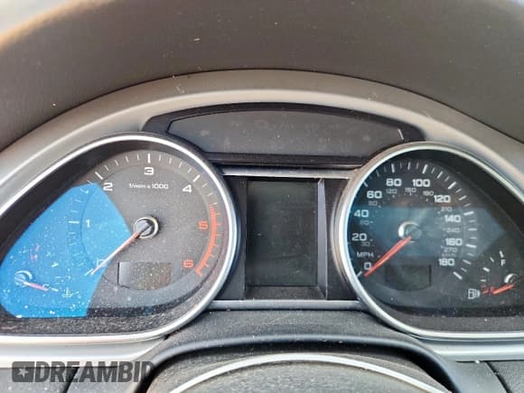 ✅ 2012 Audi Q7 Premium Plus • VIN: WA1LMAFE5CD000335 • Lot: 84765835. Listed on Copart with Not provided. Free auction sales archive from the USA and detailed vehicle history report at DreamBid. Image 9.