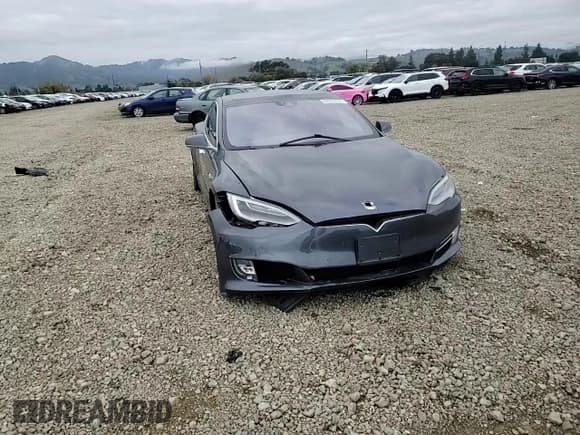 ✅ 2016 Tesla Model S 90D • VIN: 5YJSA1E47GF146916 • Лот: 84659835. Опубликован ранее на Copart с пробегом 114 908 миль. Бесплатный доступ к архиву аукционных продаж из США и подробный отчёт об истории автомобиля на DreamBid. Изображение 13.
