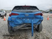 ✅ 2022 Hyundai Kona SEL • VIN: KM8K62AB3NU883543 • Лот: 72691784. Опубликован ранее на Copart с пробегом 76 182 миль. Бесплатный доступ к архиву аукционных продаж из США и подробный отчёт об истории автомобиля на DreamBid. Изображение 6.