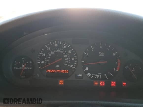 1998 BMW 3 Series M3s with VIN WBSCD9327WEE08697, listed as a Copart auction lot 64621925 with 249,221 mi miles and Salvage title. Bid and sale history available at DreamBid. Image 9.