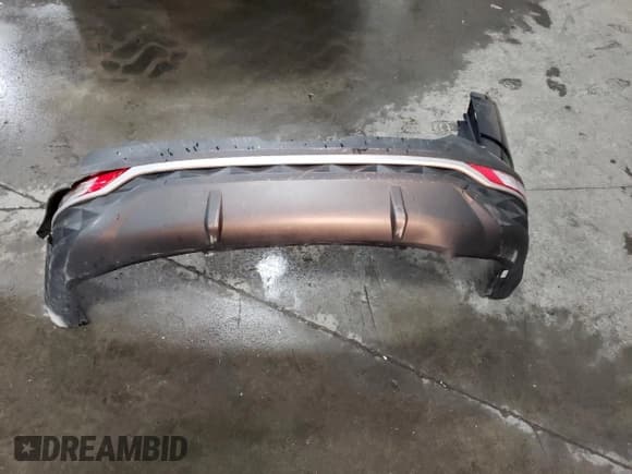 ✅ 2022 Hyundai Tucson SEL Convenience • VIN: KM8JFCA16NU075101 • Lot: 75664734. Wystawiony na Copart z przebiegiem 13 040 mil. Bezpłatny archiwum sprzedaży aukcyjnych z USA i szczegółowy raport historii pojazdu na DreamBid. Zdjęcie 15.