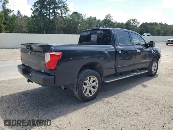 ✅ 2017 Nissan Titan SV • VIN: 1N6AA1F25HN549415 • Лот: 64027474. Опубликован ранее на Copart с пробегом 186 736 миль. Бесплатный доступ к архиву аукционных продаж из США и подробный отчёт об истории автомобиля на DreamBid. Изображение 3.