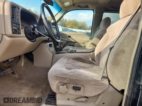 ✅ 2001 Chevrolet Silverado 1500 LS • VIN: 1GCEK19T71E183291 • Лот: 91254345. Опубликован ранее на Copart с пробегом 212 542 миль. Бесплатный доступ к архиву аукционных продаж из США и подробный отчёт об истории автомобиля на DreamBid. Изображение 7.