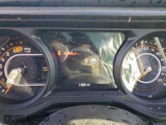 ✅ 2026 Jeep Wrangler Sahara • VIN: 1C4PJXEN0TW178226 • Лот: 94696155. Опубликован ранее на Copart с пробегом 1 388 миль. Бесплатный доступ к архиву аукционных продаж из США и подробный отчёт об истории автомобиля на DreamBid. Изображение 9.