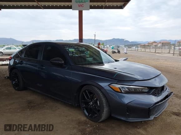 ✅ 2025 Honda Civic Sport • VIN: 19XFL2H8XSE009645 • Lot: 43422677. Listed on IAAI with 6,886 mi. Free auction sales archive from the USA and detailed vehicle history report at DreamBid. Image 1.