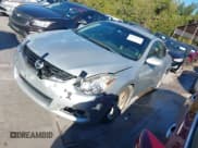 ✅ 2013 Nissan Altima S • VIN: 1N4AL2EP8DC162160 • Lot: 43589353. Listed on IAAI with 200,970 mi. Free auction sales archive from the USA and detailed vehicle history report at DreamBid. Image 2.