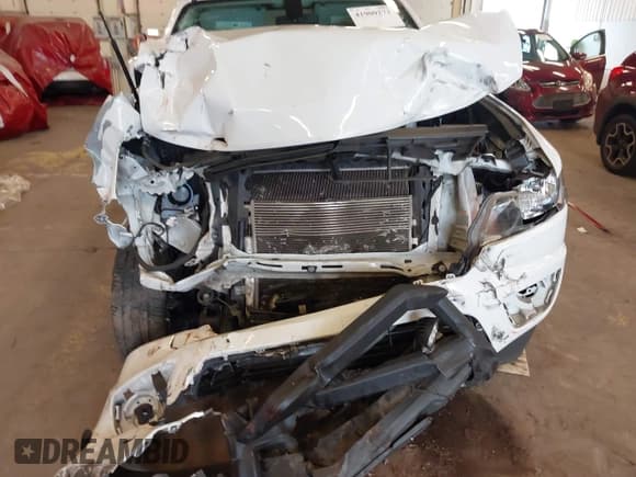 ✅ 2019 Chevrolet Colorado 2WD Work Truck • VIN: 1GCGSBEN6K1349332 • Lot: 41900272. Listed on IAAI with 68,657 mi. Free auction sales archive from the USA and detailed vehicle history report at DreamBid. Image 6.