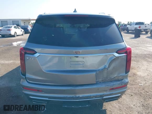 ✅ 2023 Cadillac XT6 FWD Premium Luxury • VIN: 1GYKPCRSXPZ199455 • Lot: 43042017. Listed on IAAI with Not provided. Free auction sales archive from the USA and detailed vehicle history report at DreamBid. Image 16.