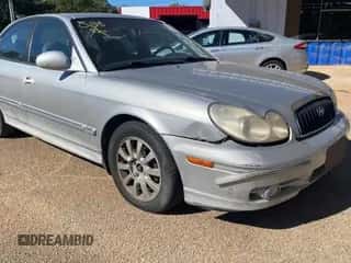 2004 Hyundai Sonata GLS with VIN KMHWF35H74A973171, listed as a Copart auction lot 77613394 with 151,973 mi miles and Clean title. Bid and sale history available at DreamBid. Image 1.