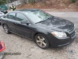 2011 Chevrolet Malibu 1LT z VIN 1G1ZC5E18BF326084, wystawiony jako IAAI lot #43401691 z przebiegiem 123 129 mil mil oraz . Historia ofert i sprzedaży dostępna na DreamBid. Obrazek 1.