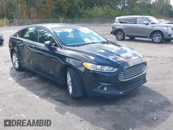 ✅ 2015 Ford Fusion SE • VIN: 3FA6P0HD0FR185324 • Лот: 43601257. Опубликован ранее на IAAI с пробегом 233 898 миль. Бесплатный доступ к архиву аукционных продаж из США и подробный отчёт об истории автомобиля на DreamBid. Изображение 1.