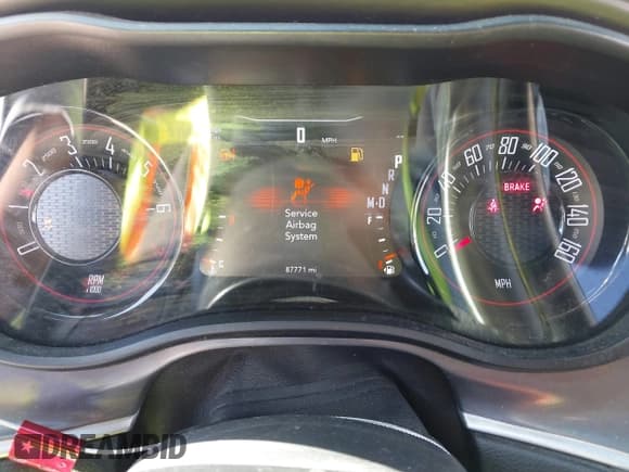 ✅ 2020 Dodge Challenger SXT • VIN: 2C3CDZAG1LH112893 • Lot: 43095838. Wystawiony na IAAI z przebiegiem 87 771 mil. Bezpłatny archiwum sprzedaży aukcyjnych z USA i szczegółowy raport historii pojazdu na DreamBid. Zdjęcie 7.