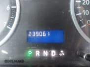 ✅ 2010 Dodge 1500 SLT • VIN: 1D7RB1GP6AS195253 • Lot: 41917323. Wystawiony na IAAI z przebiegiem 239 061 mil. Bezpłatny archiwum sprzedaży aukcyjnych z USA i szczegółowy raport historii pojazdu na DreamBid. Zdjęcie 16.