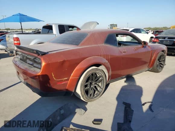 2020 Dodge Challenger R/T Scat Pack z VIN 2C3CDZFJ3LH222638, wystawiony jako Copart lot #87066875 z przebiegiem 95 038 mil mil oraz Czysty tytuł • Clean title. Historia ofert i sprzedaży dostępna na DreamBid. Obrazek 3.