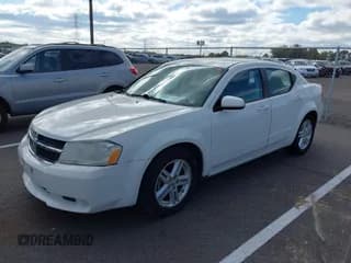 ✅ 2010 Dodge Avenger Express • VIN: 1B3CC1FB9AN191829 • Lot: 43632805. Wystawiony na IAAI z przebiegiem 135 150 mil. Bezpłatny archiwum sprzedaży aukcyjnych z USA i szczegółowy raport historii pojazdu na DreamBid. Zdjęcie 2.