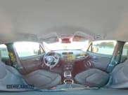 ✅ 2017 Jeep Renegade Latitude • VIN: ZACCJABB6HPE71834 • Лот: 92500685. Опубликован ранее на Copart с пробегом 184 515 миль. Бесплатный доступ к архиву аукционных продаж из США и подробный отчёт об истории автомобиля на DreamBid. Изображение 15.