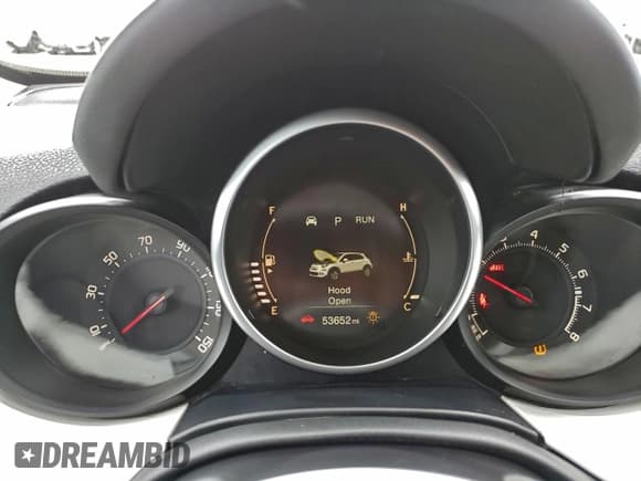 ✅ 2016 FIAT 500X Lounge • VIN: ZFBCFYDTXGP365921 • Лот: 85439415. Опубликован ранее на Copart с пробегом 53 652 миль. Бесплатный доступ к архиву аукционных продаж из США и подробный отчёт об истории автомобиля на DreamBid. Изображение 9.