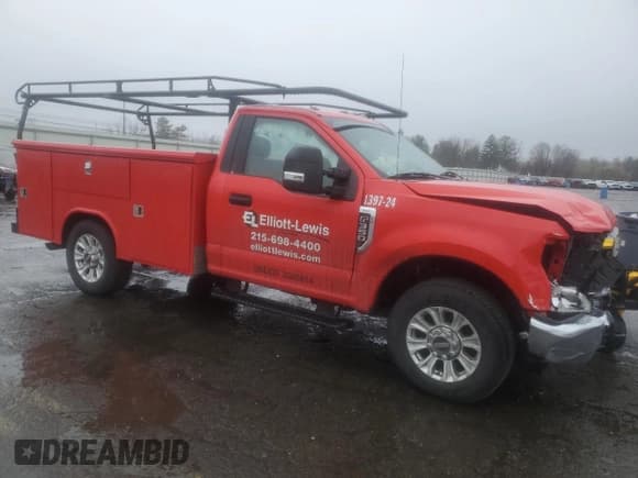 ✅ 2020 Ford F-350 • VIN: 1FDRF3E68LEC56071 • Lot: 49909045. Wystawiony na Copart z przebiegiem 67 553 mil. Bezpłatny archiwum sprzedaży aukcyjnych z USA i szczegółowy raport historii pojazdu na DreamBid. Zdjęcie 4.