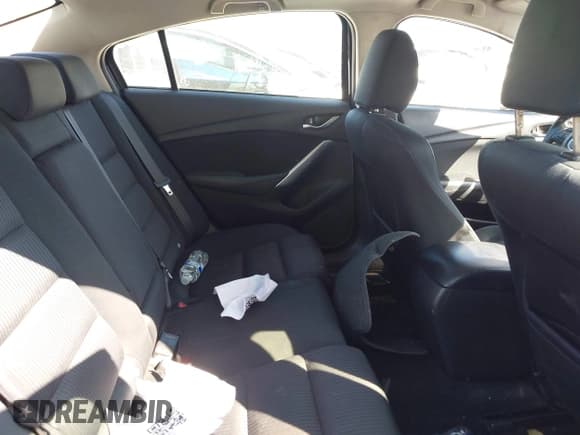 ✅ 2016 Mazda 6 i Sport • VIN: JM1GJ1U5XG1482875 • Лот: 43353463. Опубликован ранее на IAAI с пробегом 138 029 миль. Бесплатный доступ к архиву аукционных продаж из США и подробный отчёт об истории автомобиля на DreamBid. Изображение 8.