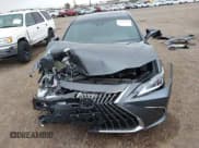 ✅ 2025 Lexus ES 300h • VIN: 58ADA1C10SU057257 • Lot: 42192136. Listed on IAAI with 8,030 mi. Free auction sales archive from the USA and detailed vehicle history report at DreamBid. Image 13.